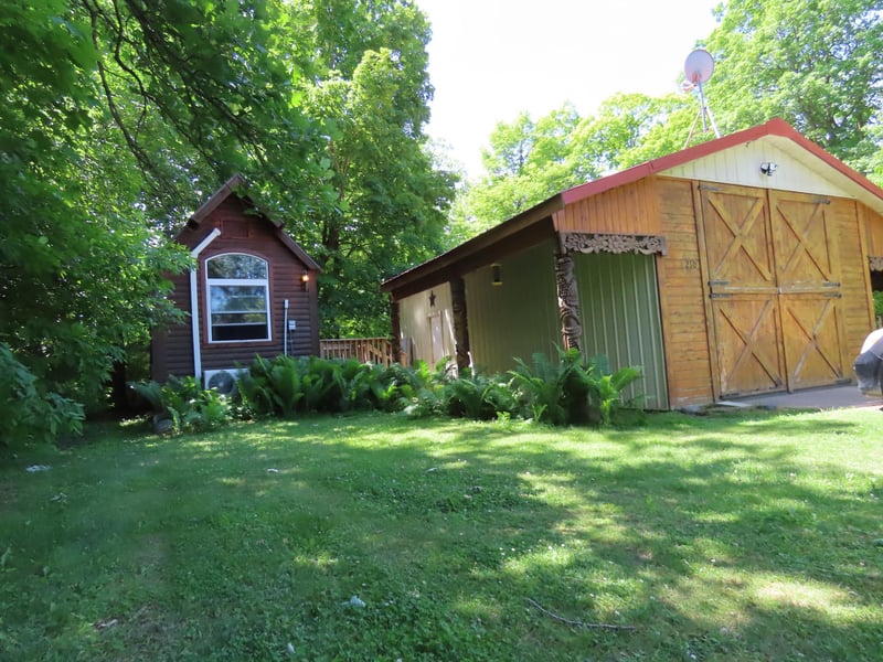 210 1st Ave N, Isle, MN 56342