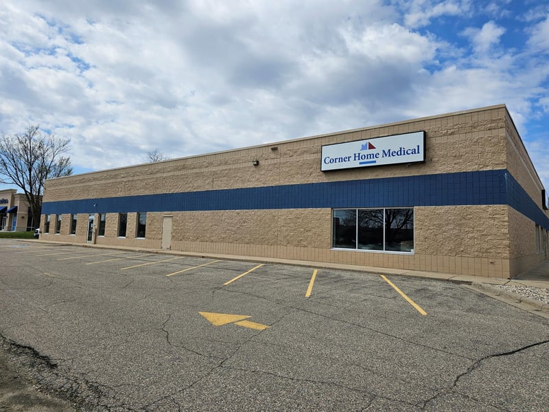 2401 - 2424 1st St S, Willmar, MN 56201