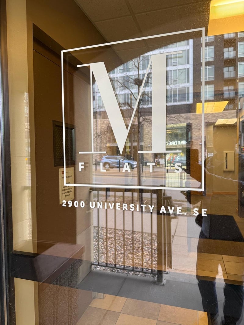 2900 University Ave SE #402, Minneapolis, MN 55414