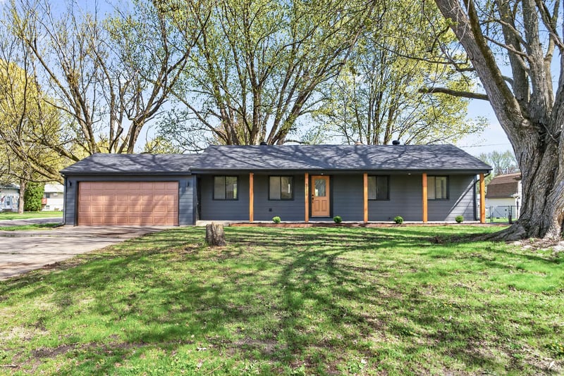 5530 Joyce St, Maple Plain, MN 55359