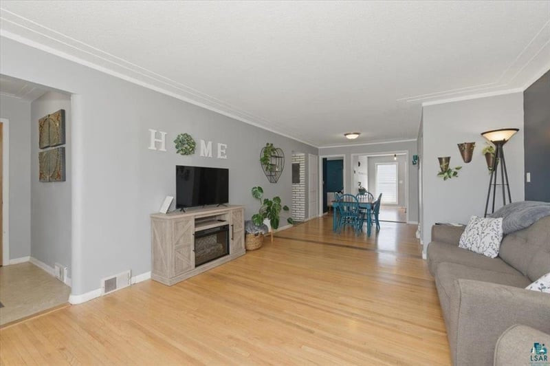 5130 Juniata St, Duluth, MN 55804