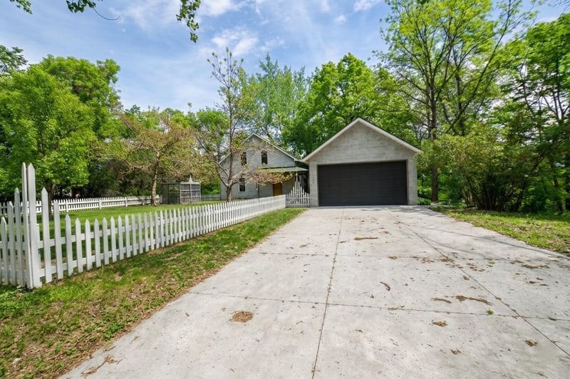 320 Bluff St, Clearwater, MN 55320