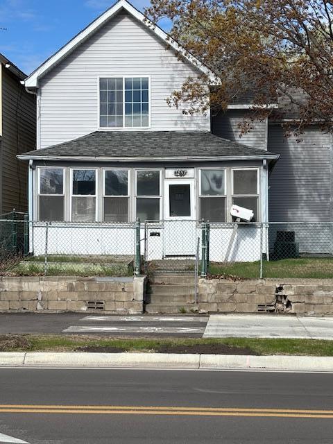 1257 Rice St, Saint Paul, MN 55117