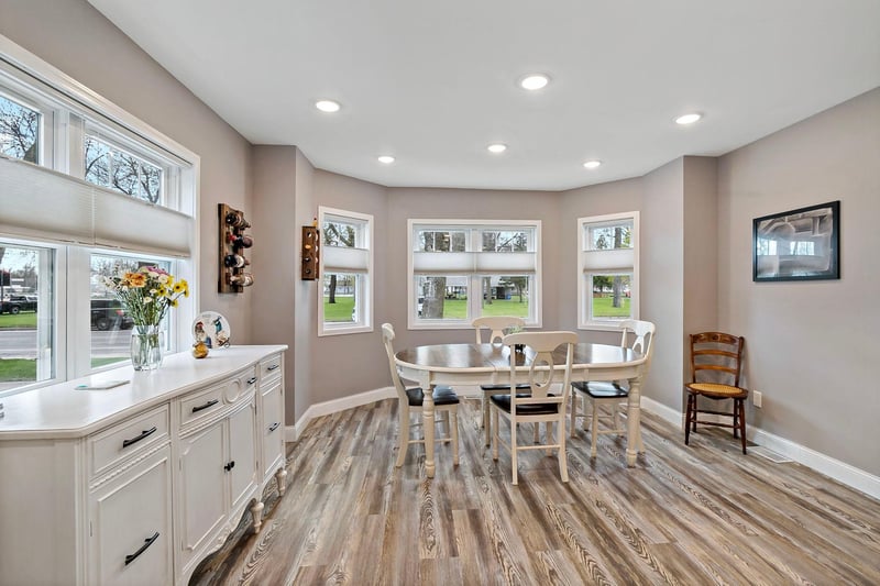 431 Main St S, Hector, MN 55342