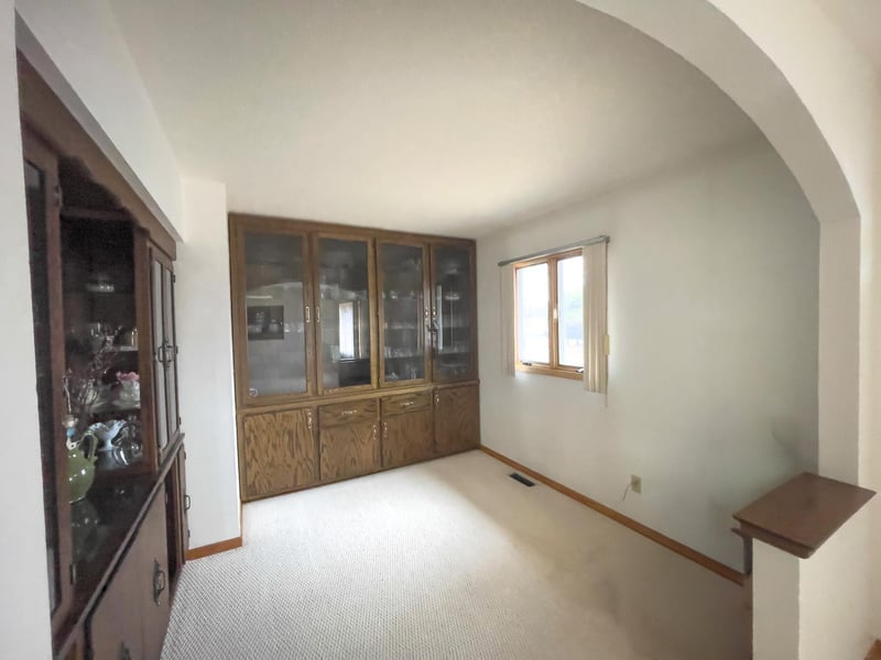 16 Law Dr, Silver Bay, MN 55614