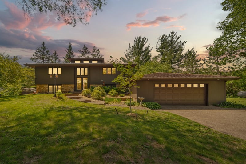 2375 175th St E, Faribault, MN 55021
