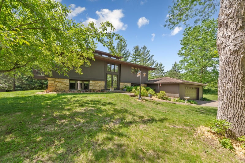 2375 175th St E, Faribault, MN 55021
