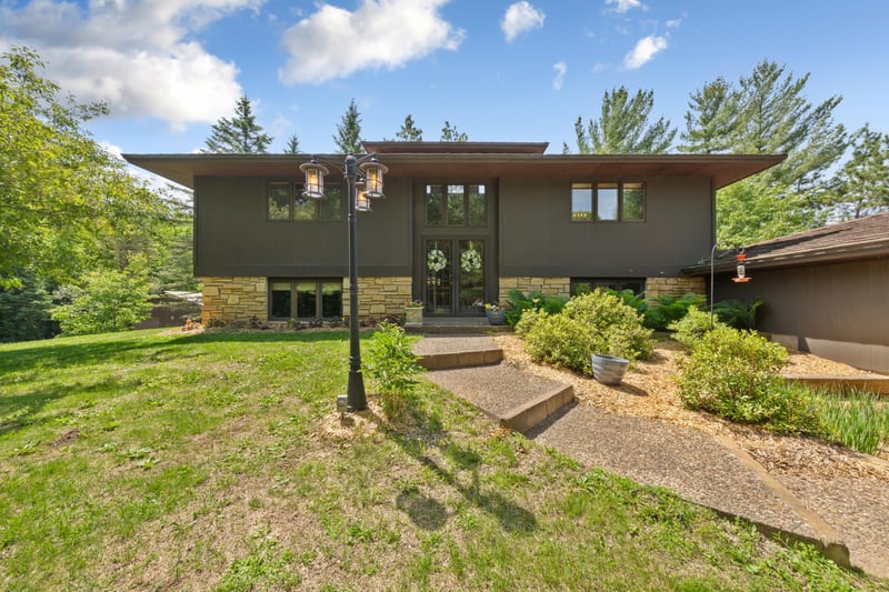 2375 175th St E, Faribault, MN 55021