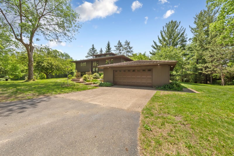 2375 175th St E, Faribault, MN 55021
