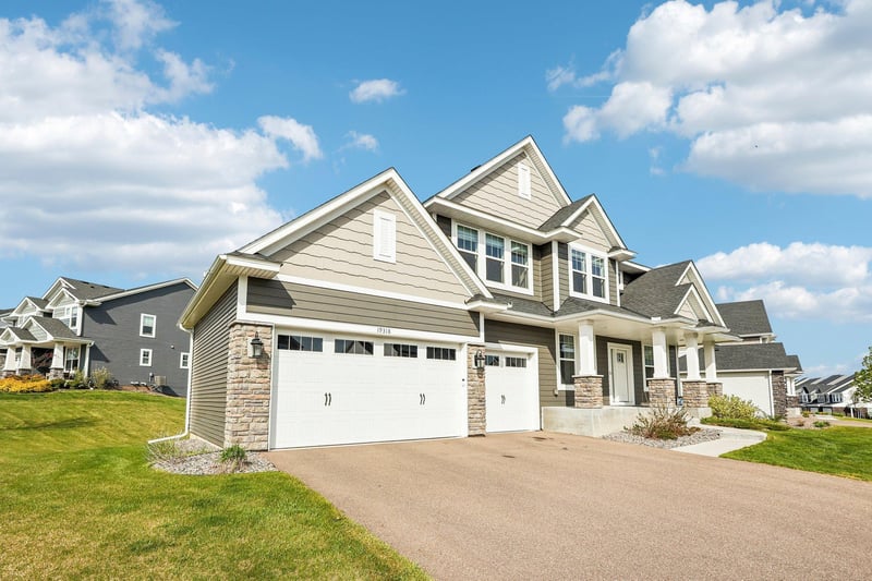 19318 Goldenrod Trl, Corcoran, MN 55340