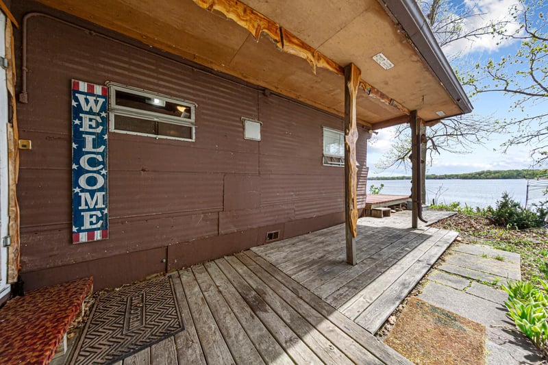 7008 Laura Ln, Saint Peter, MN 56082