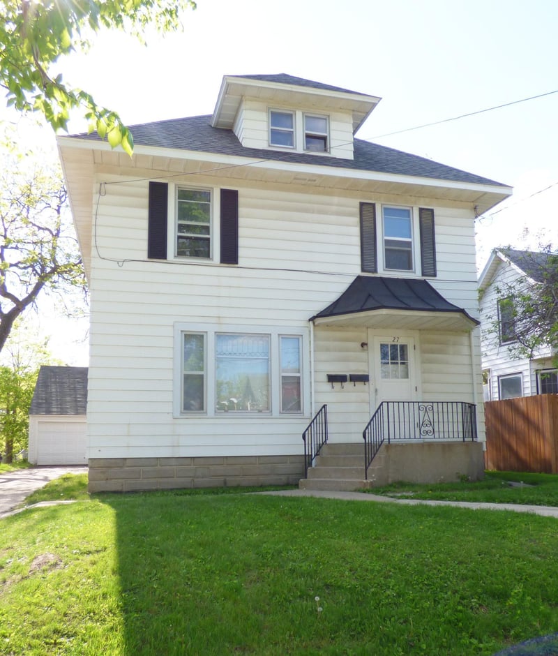 27 6th Ave SE, Rochester, MN 55904