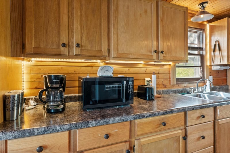 19013 Island View Dr, Mora, MN 55051