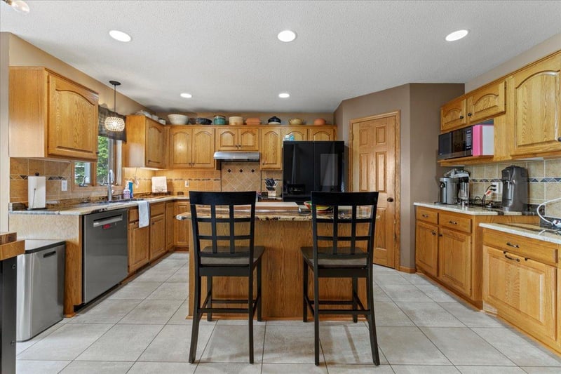 5017 Imhoff Ave SW, Howard Lake, MN 55349