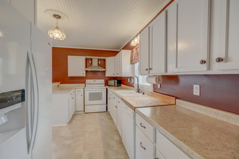 344 Elm St N, Prescott, WI 54021