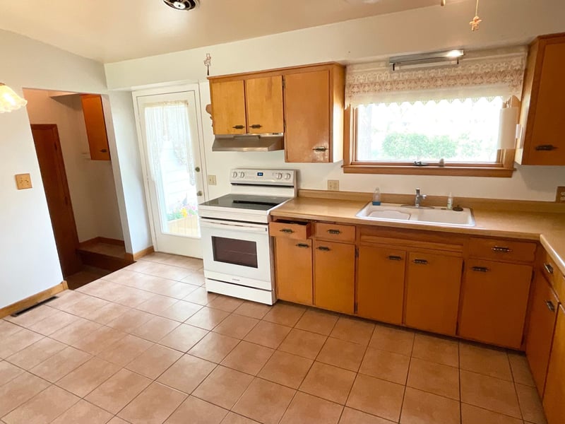 1405 5th St NW, Austin, MN 55912