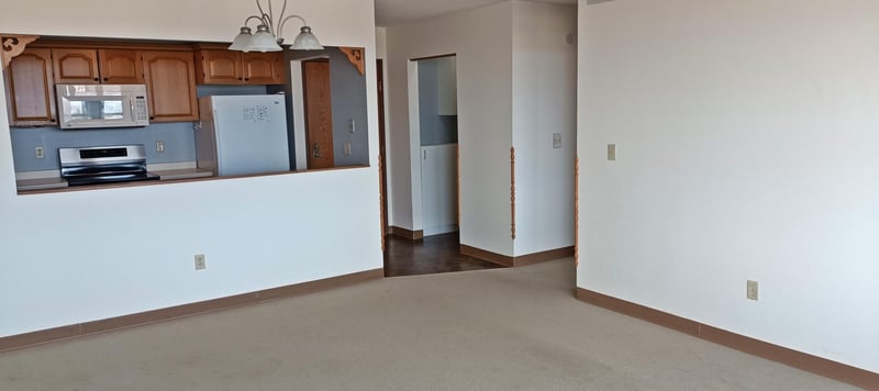 1425 W 28th St #618, Minneapolis, MN 55408
