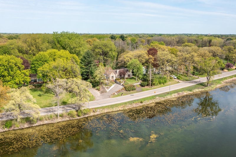 2500 Keller Pw, Maplewood, MN 55109