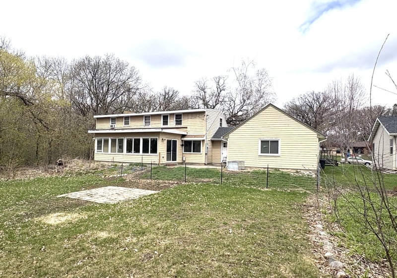 1039 W Summit Ave, Fergus Falls, MN 56537