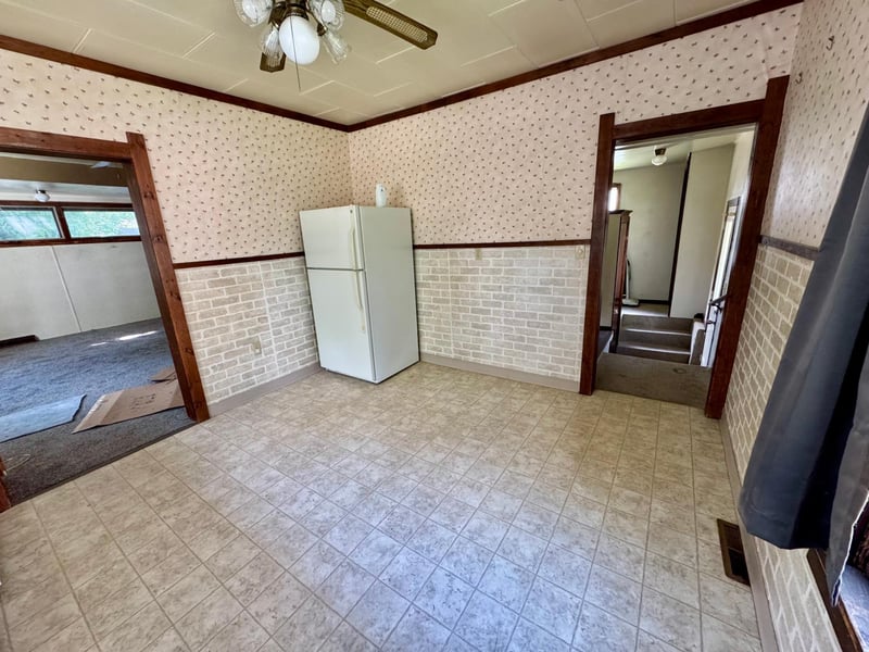 915 6th Ave E, Alexandria, MN 56308