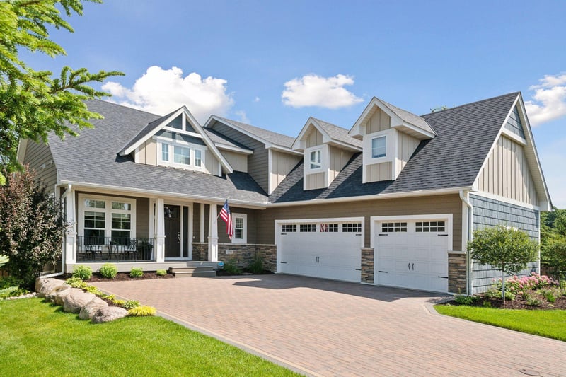 155 Wooddale Ave, Wayzata, MN 55391