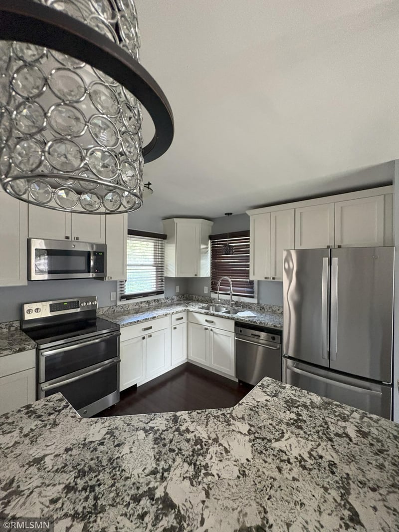 4521 Orchard Ave N, Robbinsdale, MN 55422