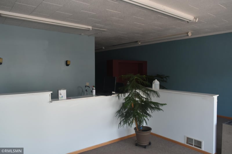 106 Main St E, Hinckley, MN 55037