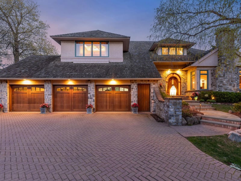 25 Bello Dr, Edina, MN 55439