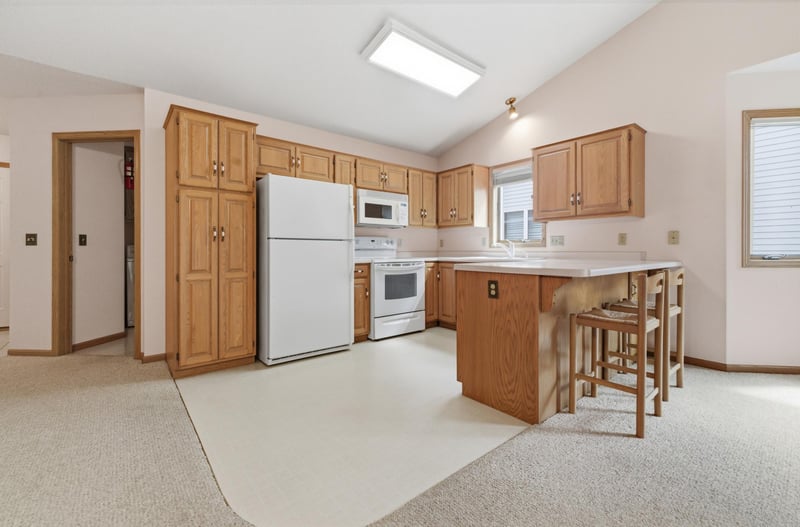 2420 Woodridge Ln, Brainerd, MN 56401
