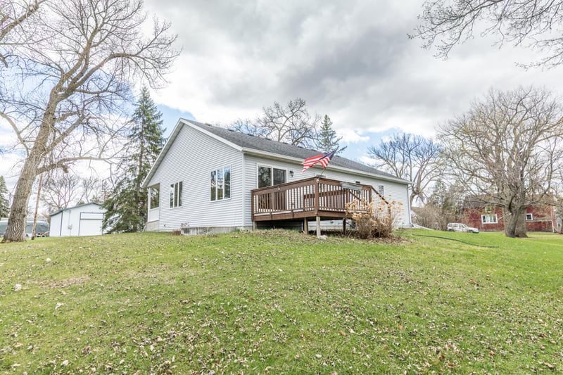 180 Falcon St, Audubon, MN 56511