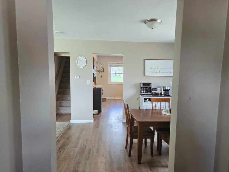 421 2nd St SW, New Richland, MN 56072