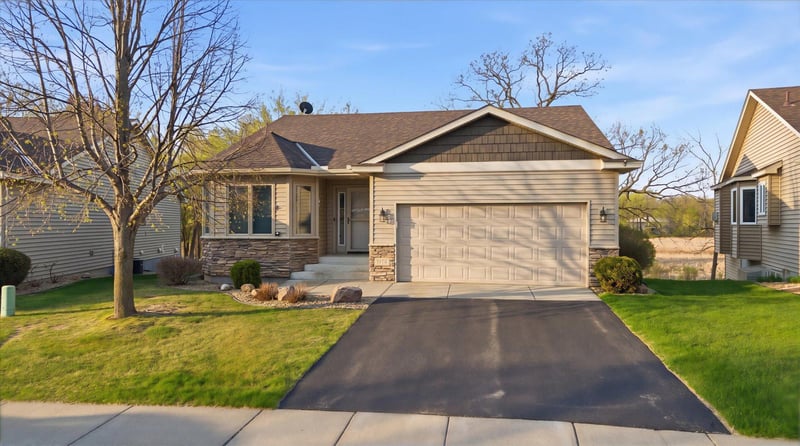 6012 Iris Ln, Rockford, MN 55373