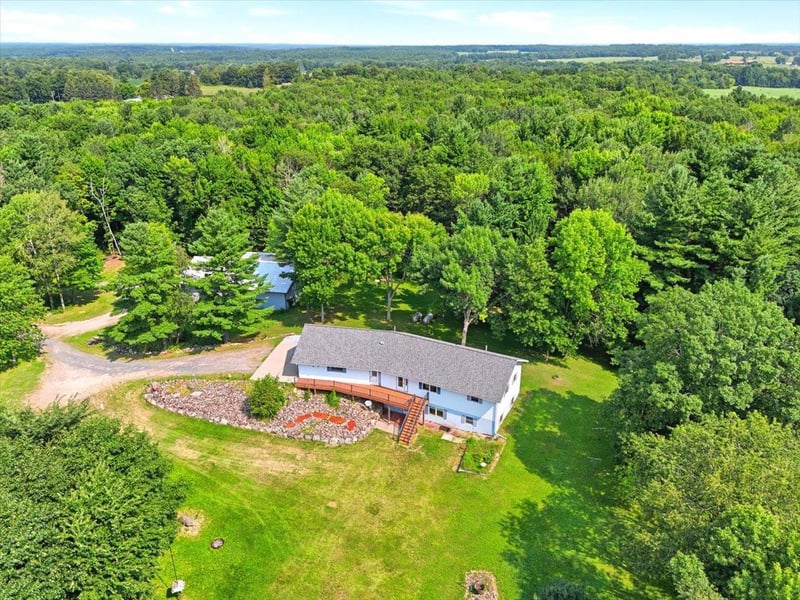 614 45th St, Clear Lake, WI 54005
