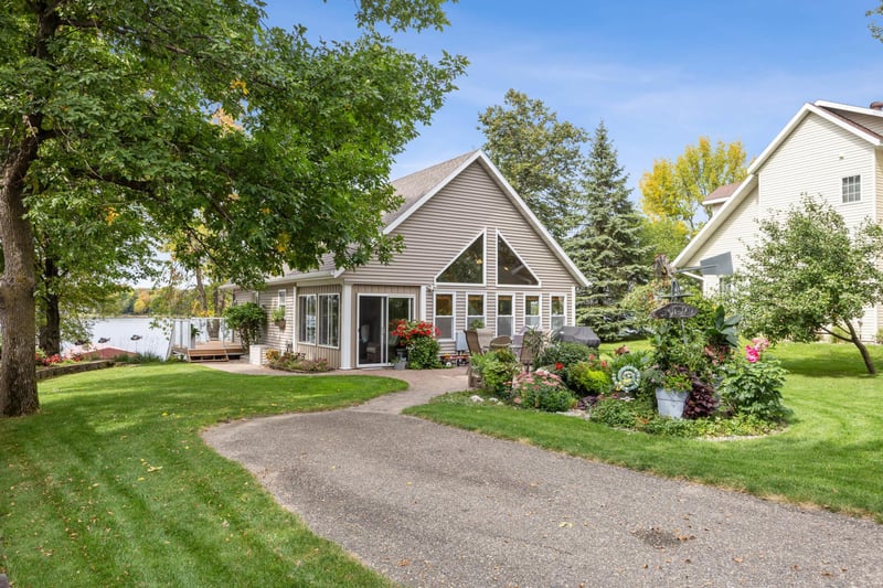 10320 Sherbrooke Beach Ln, Pelican Rapids, MN 56572