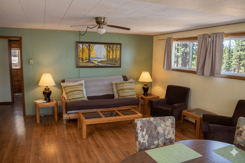 682 Shore Haven Ln #Cabin 4, Hackensack, MN 56452