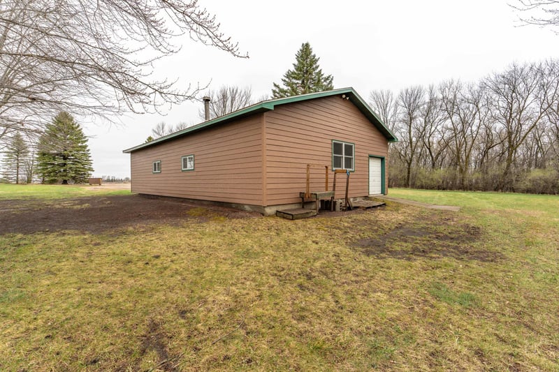 22606 28th Ave N, Hawley, MN 56549