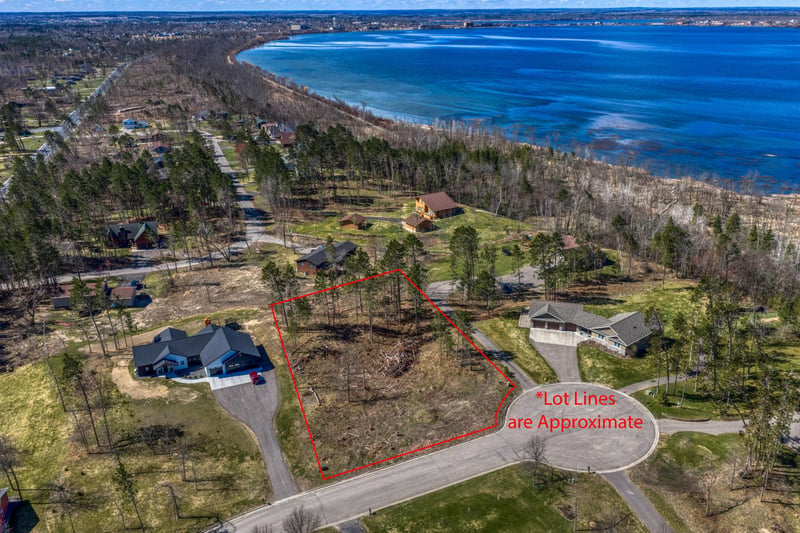 2910 Whispering Ridge Dr NE, Bemidji, MN 56601