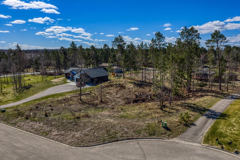 2910 Whispering Ridge Dr NE, Bemidji, MN 56601