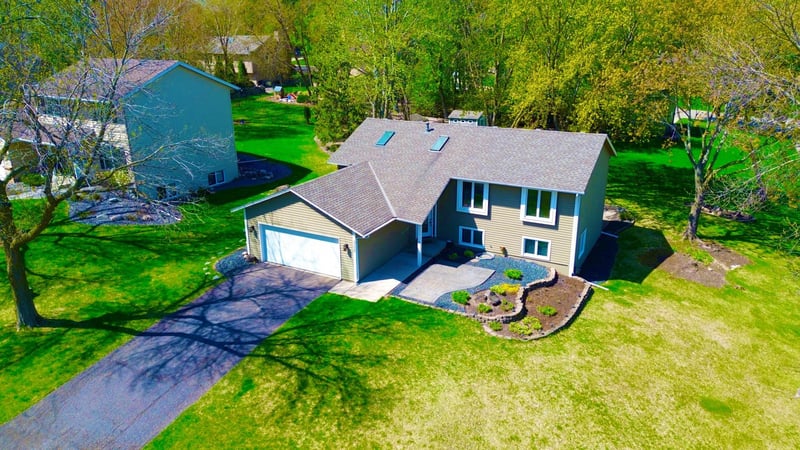 17325 Halifax Pa, Lakeville, MN 55044