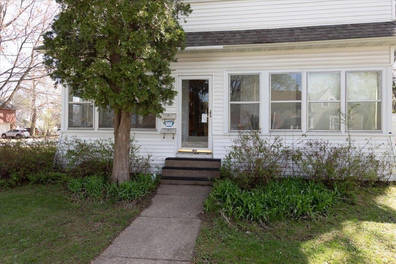 1104 7th St E, Menomonie, WI 54751