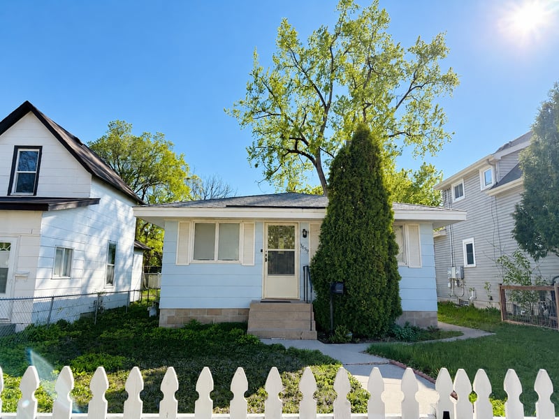 3659 Snelling Ave, Minneapolis, MN 55406