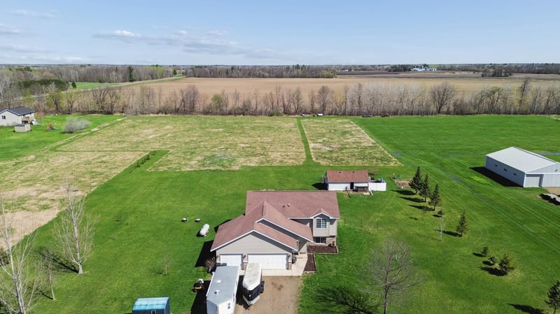 15902 110th St, Foreston, MN 56330