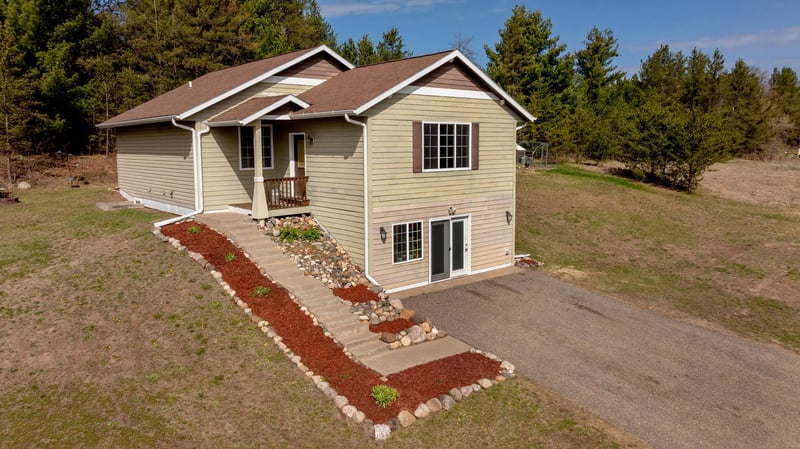 31435 Isabelle Dr, Pequot Lakes, MN 56472