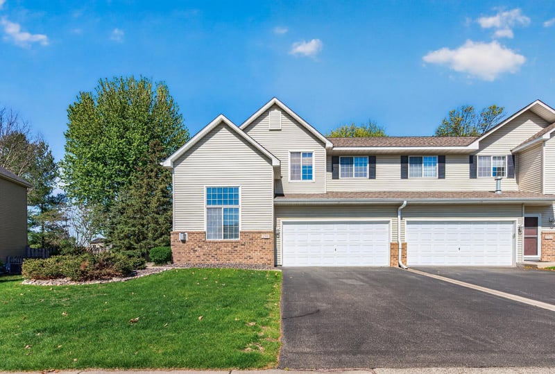 1701 Elm St, White Bear Lake, MN 55110