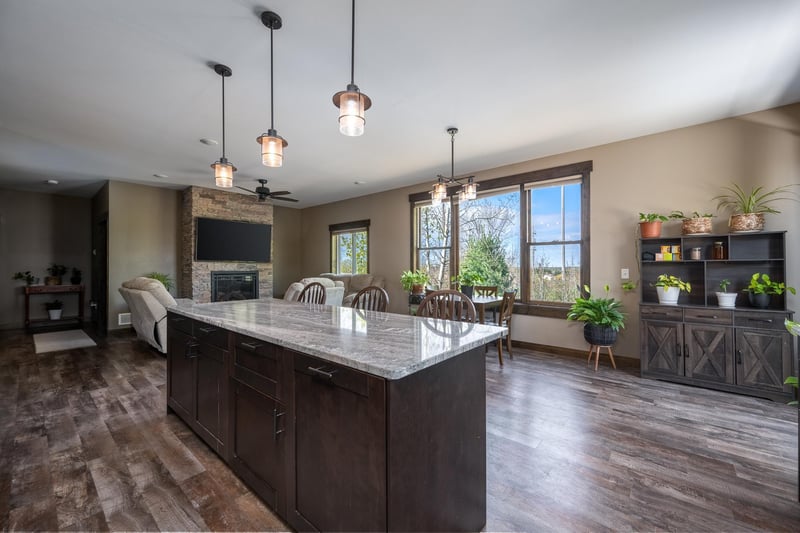 2373 30th Ave, Osceola, WI 54020