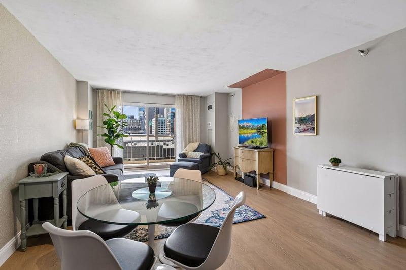 401 S 1st St #616, Minneapolis, MN 55401