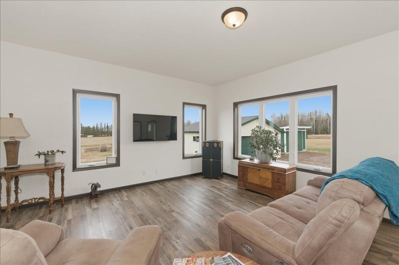 6152 Homestead Rd, Duluth, MN 55804