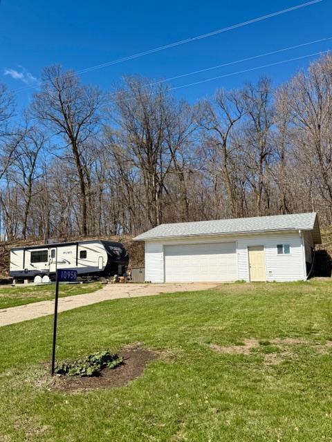 10958 Eagle Lake Rd, Frazee, MN 56544