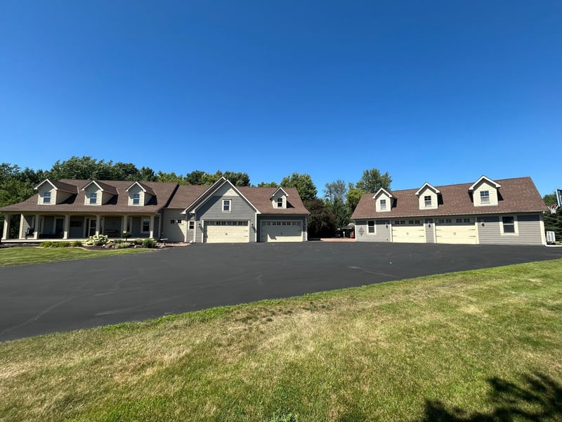 10560 31st Pl NE, Saint Michael, MN 55376
