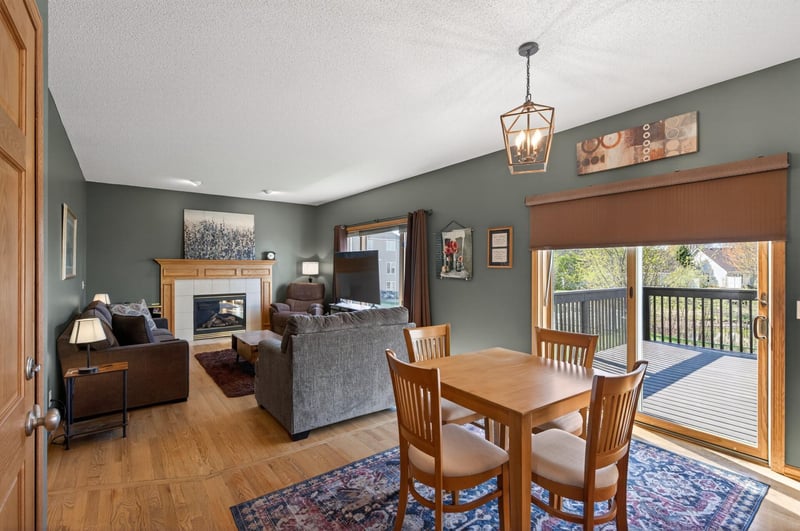 7895 Hill Rd, Woodbury, MN 55125